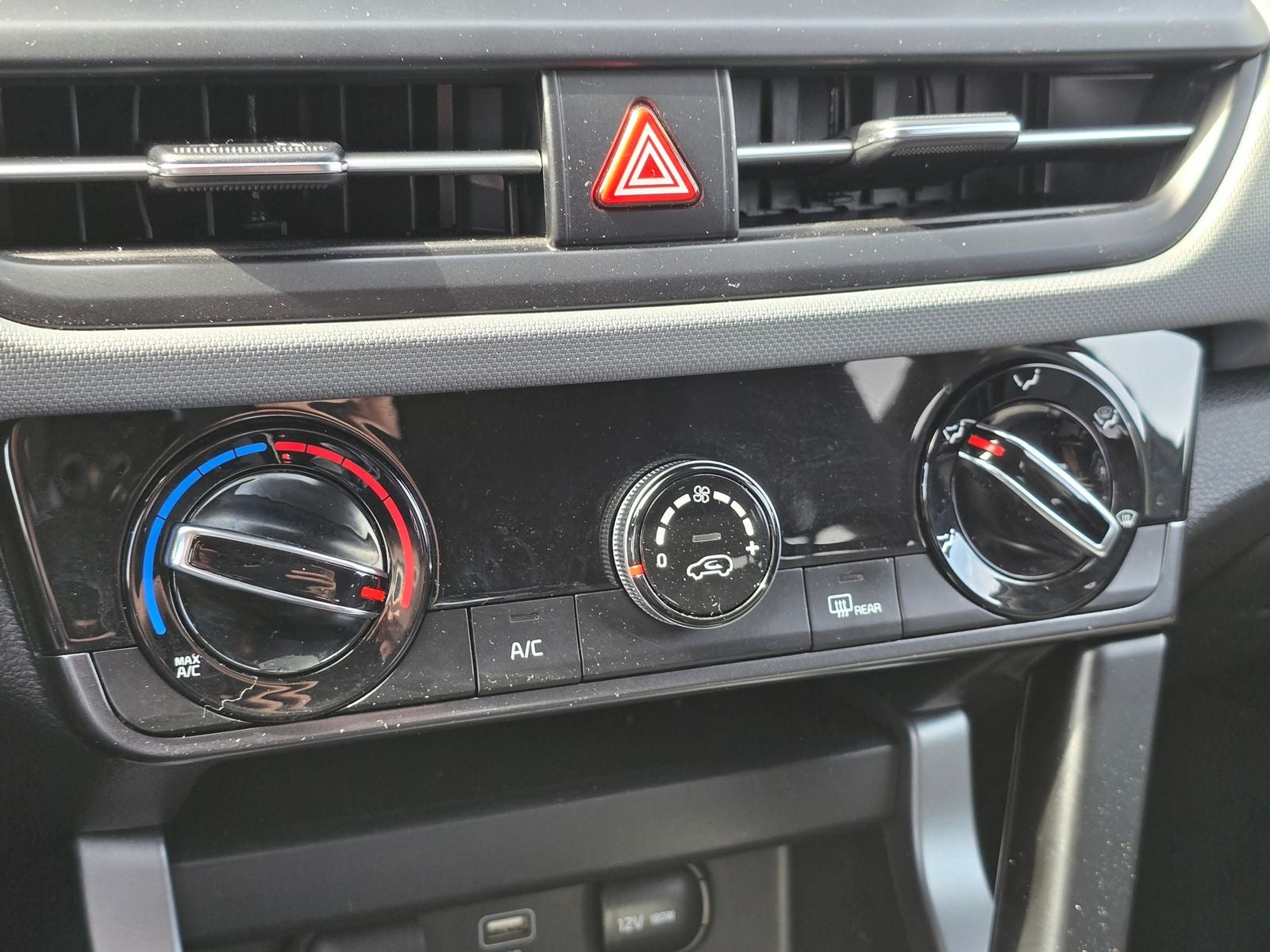 2025 Kia Seltos LX