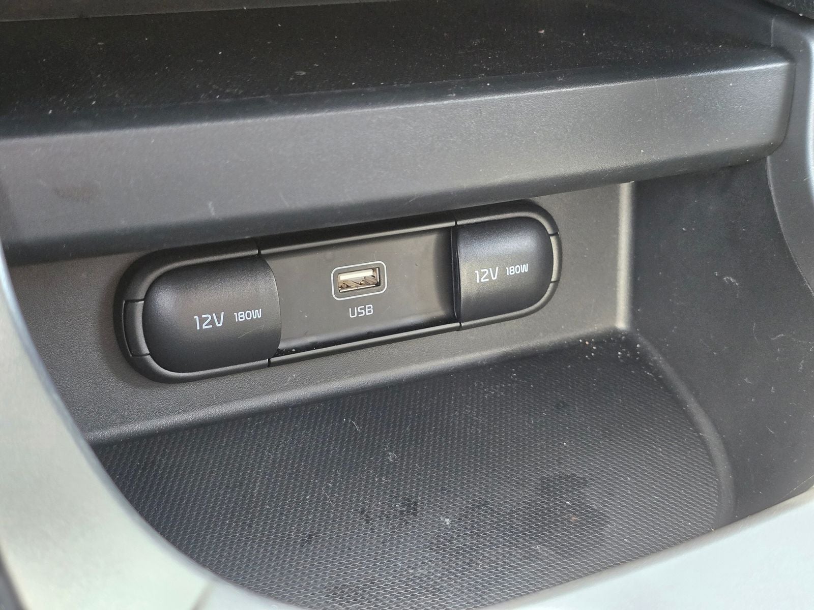 2025 Kia Seltos LX