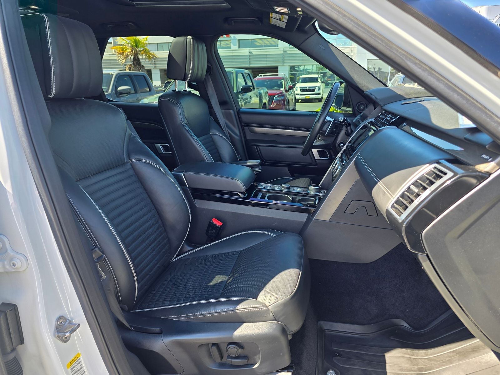2018 Land Rover Discovery HSE Luxury