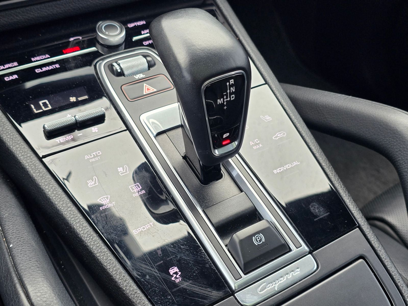 2020 Porsche Cayenne Base