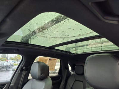 2020 Porsche Cayenne Base