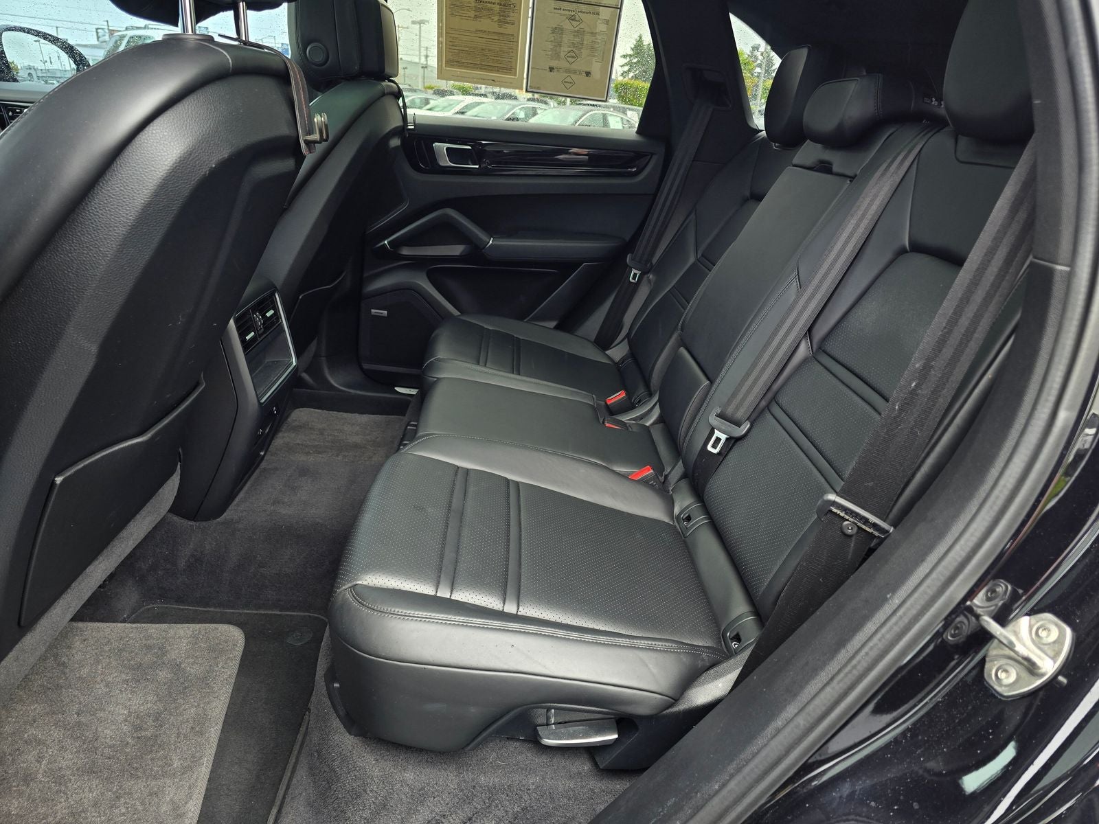 2020 Porsche Cayenne Base