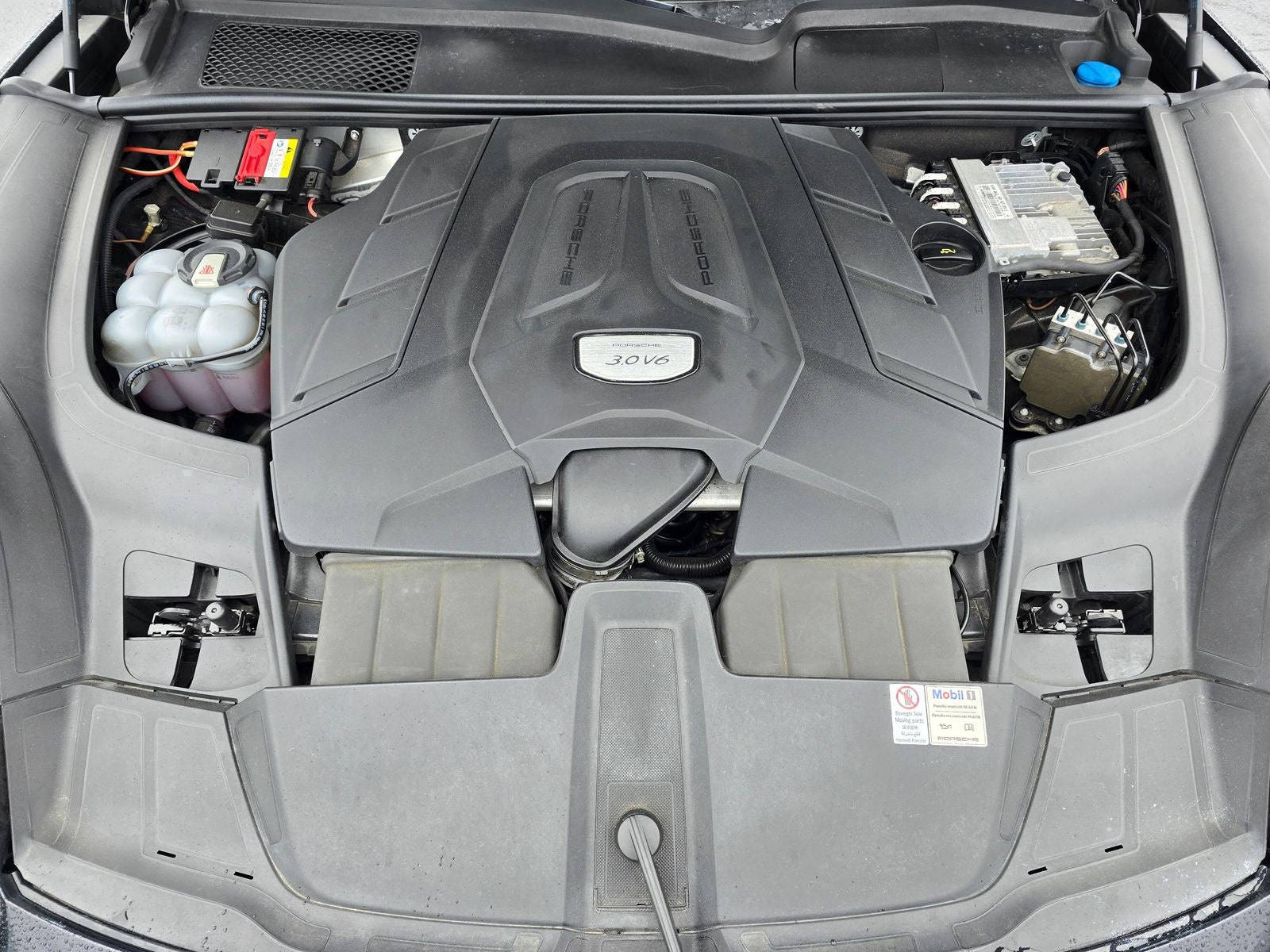 2020 Porsche Cayenne Base