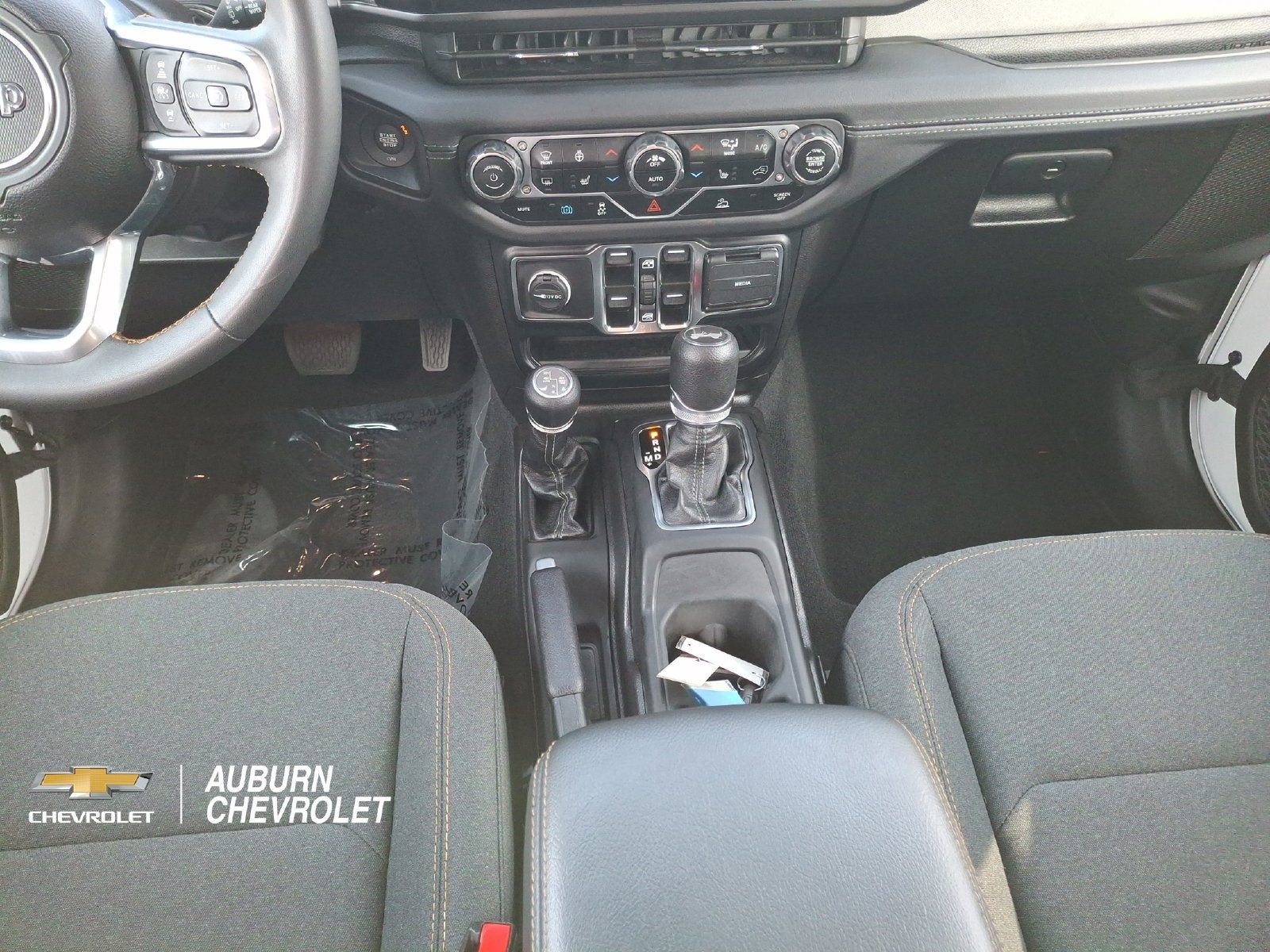2024 Jeep Wrangler Sahara 4xe