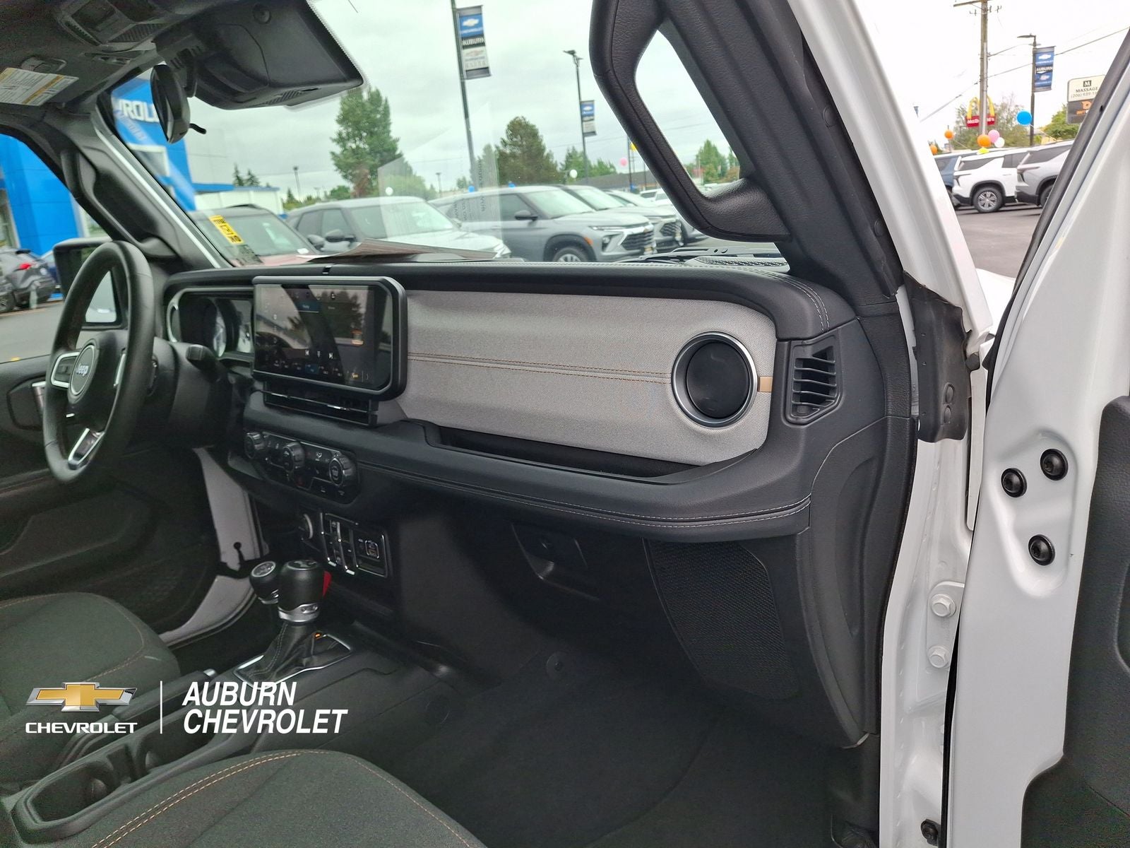 2024 Jeep Wrangler Sahara 4xe