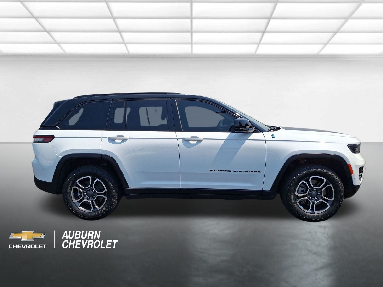 2022 Jeep Grand Cherokee Trailhawk 4xe
