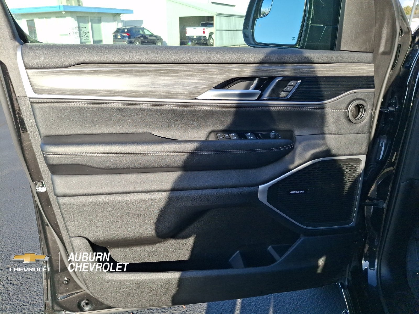 2024 Jeep Wagoneer L Series II