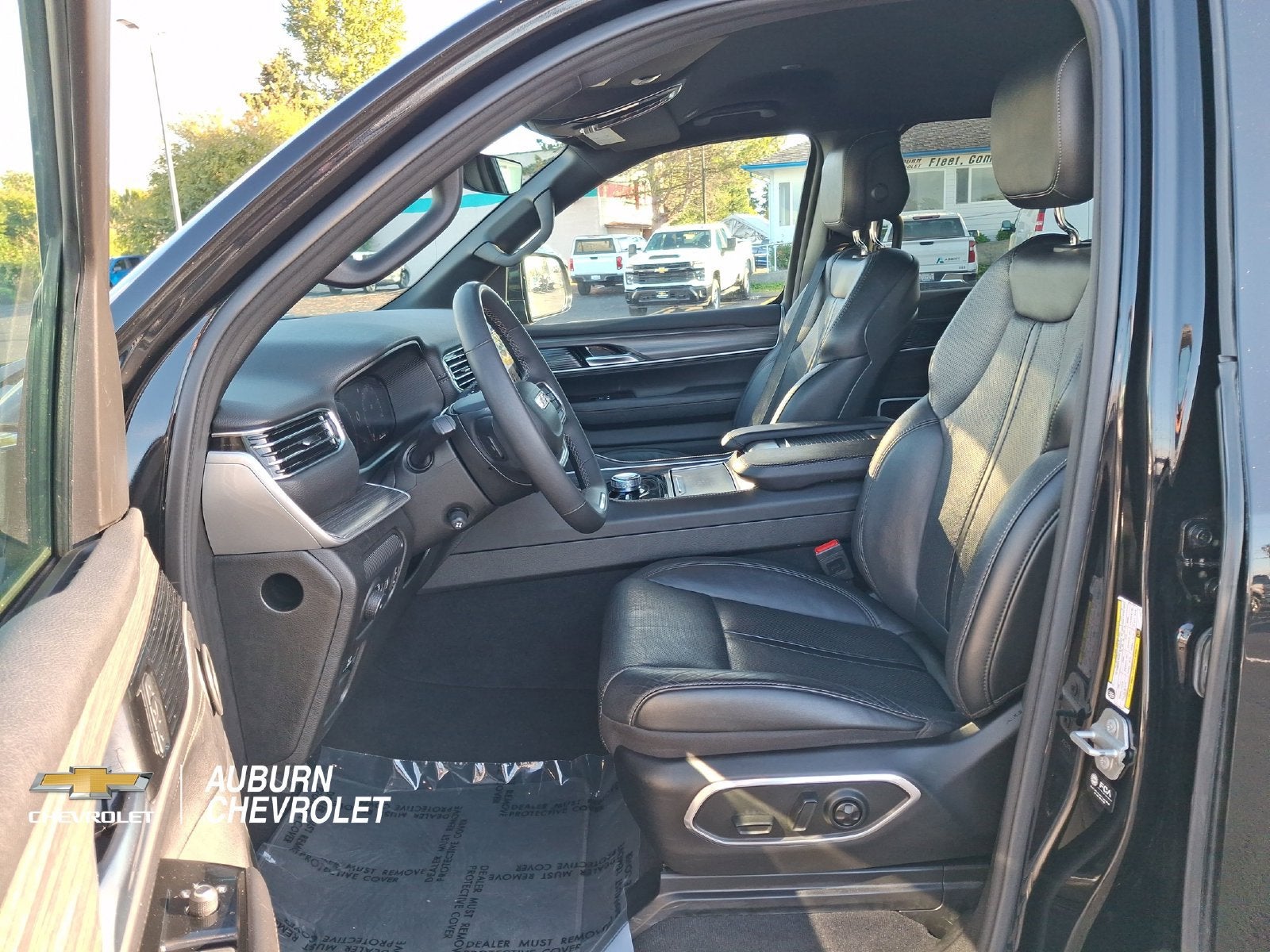 2024 Jeep Wagoneer L Series II