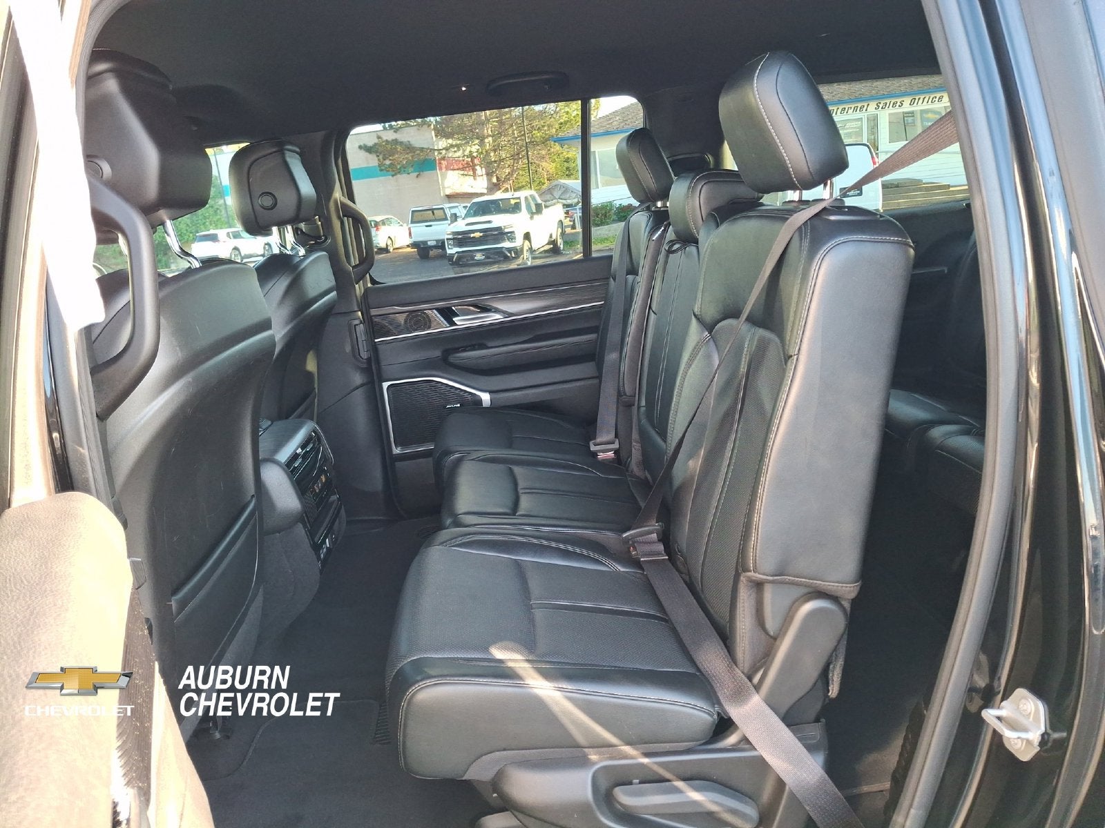 2024 Jeep Wagoneer L Series II