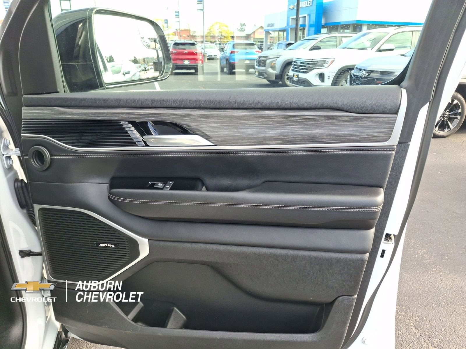 2023 Jeep Wagoneer L Series II