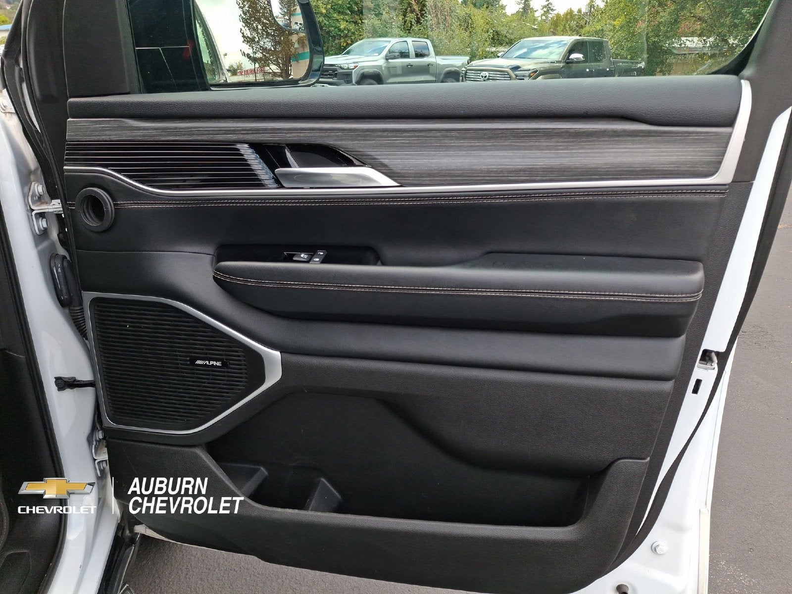 2024 Jeep Wagoneer L Series III