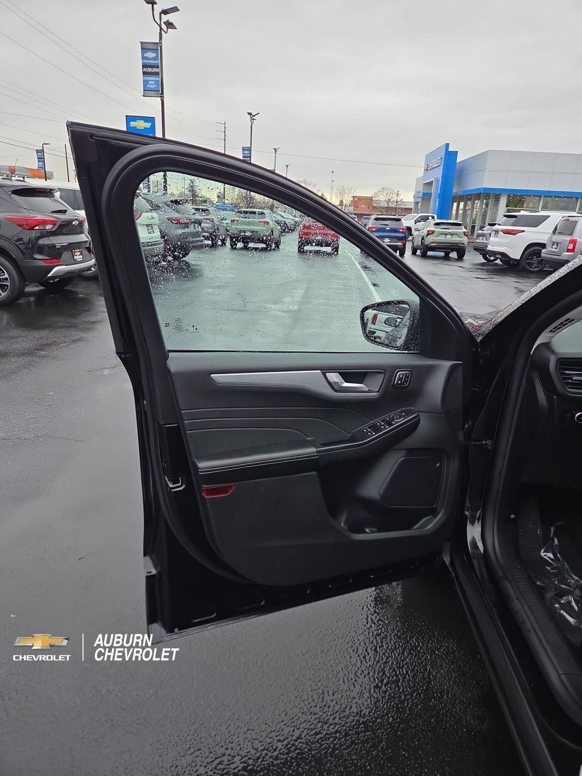2025 Ford Escape Platinum