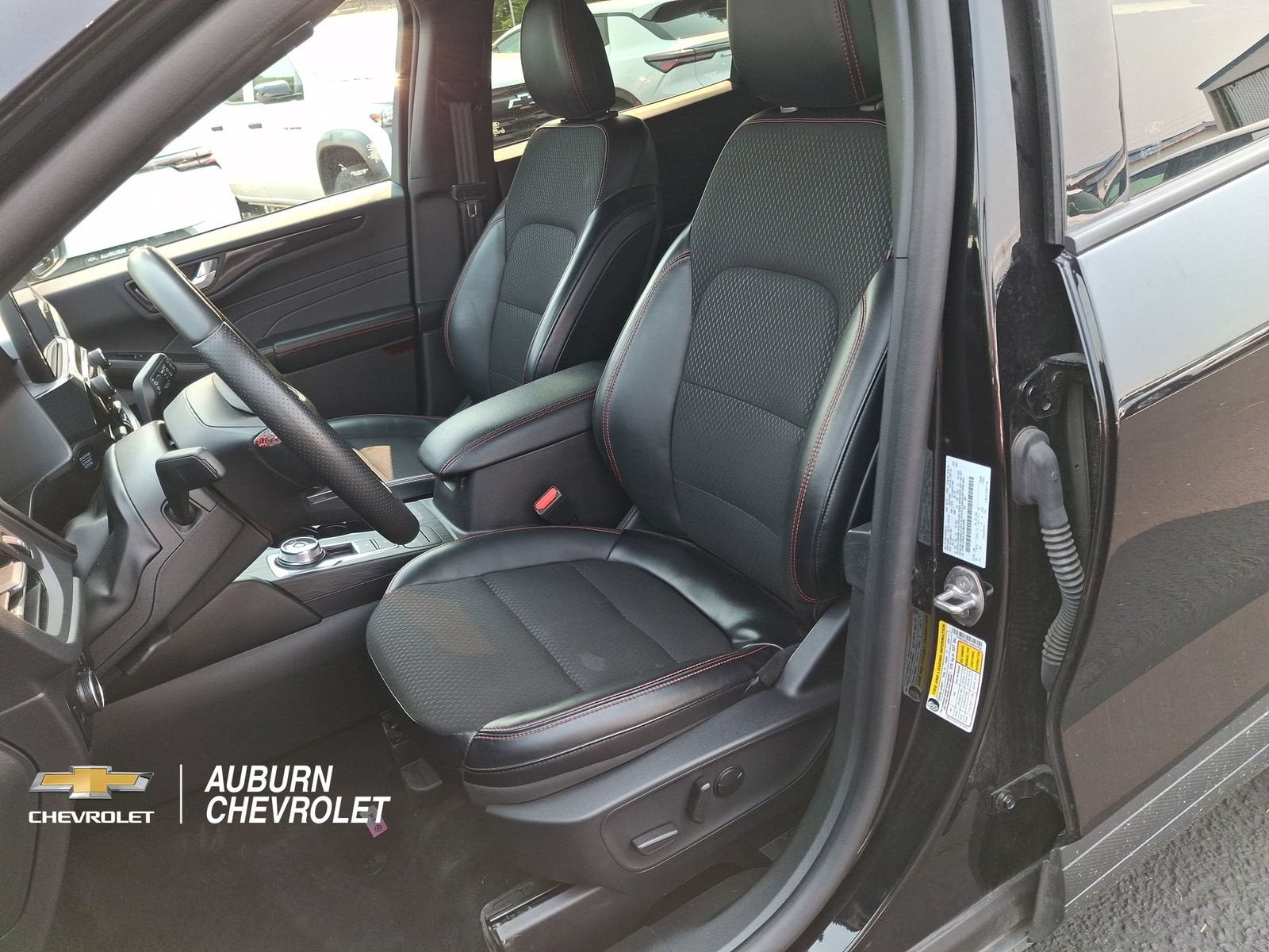 2025 Ford Escape ST-Line Select