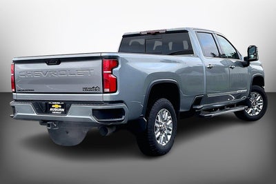 2025 Chevrolet Silverado 3500HD High Country