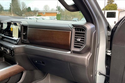 2025 Chevrolet Silverado 3500HD High Country