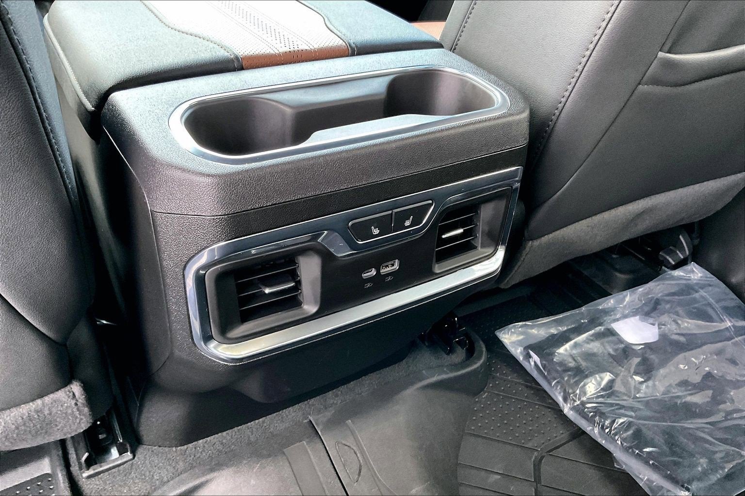 2025 Chevrolet Silverado 3500HD High Country