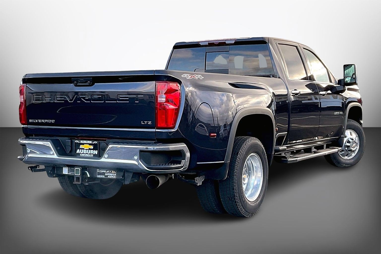 2024 Chevrolet Silverado 3500HD LTZ