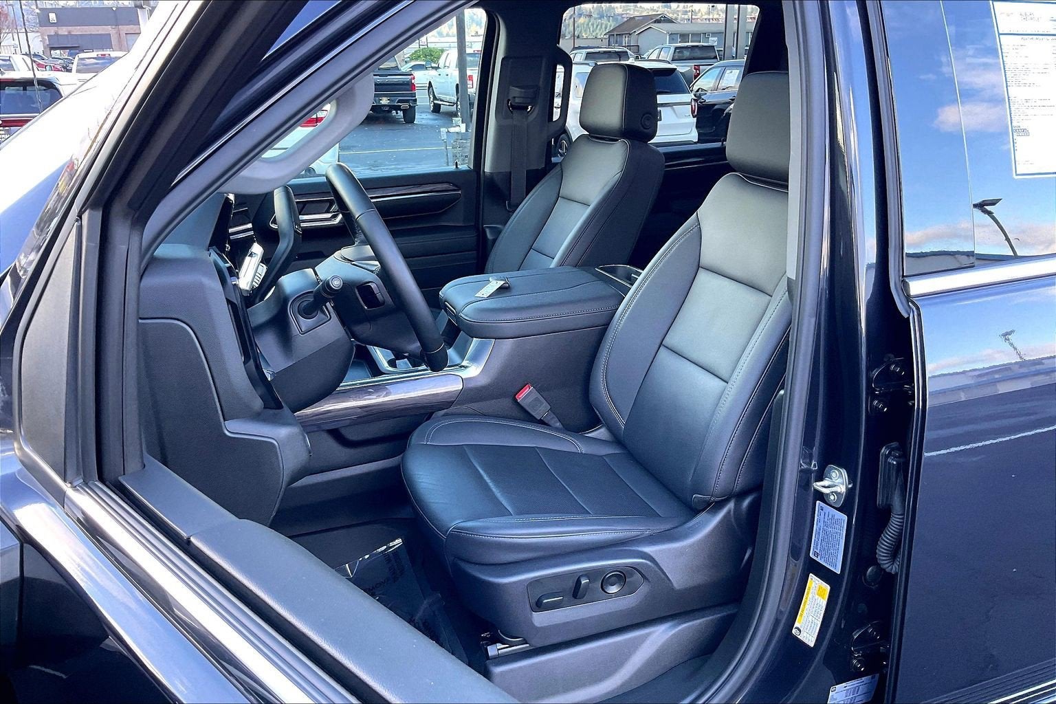 2024 Chevrolet Silverado 3500HD LTZ