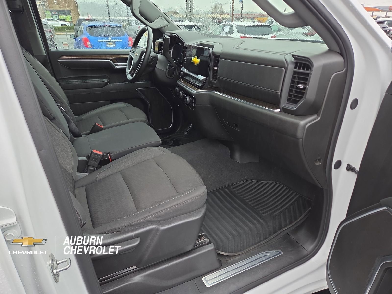 2025 Chevrolet Silverado 1500 LT LT1