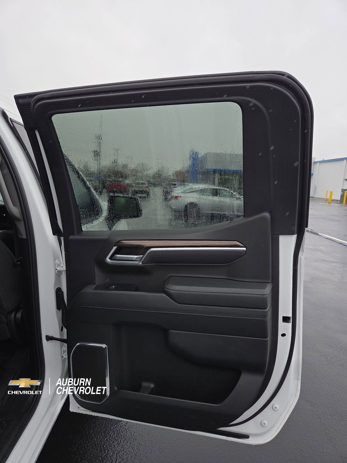 2025 Chevrolet Silverado 1500 LT LT1