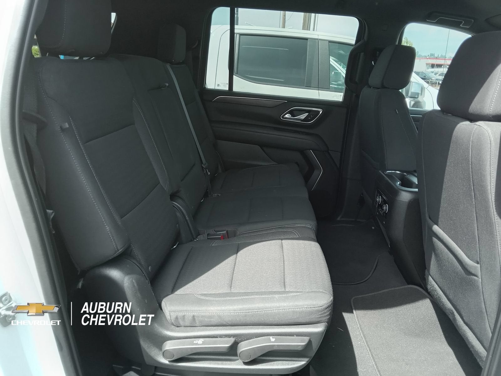 2022 Chevrolet Suburban LS