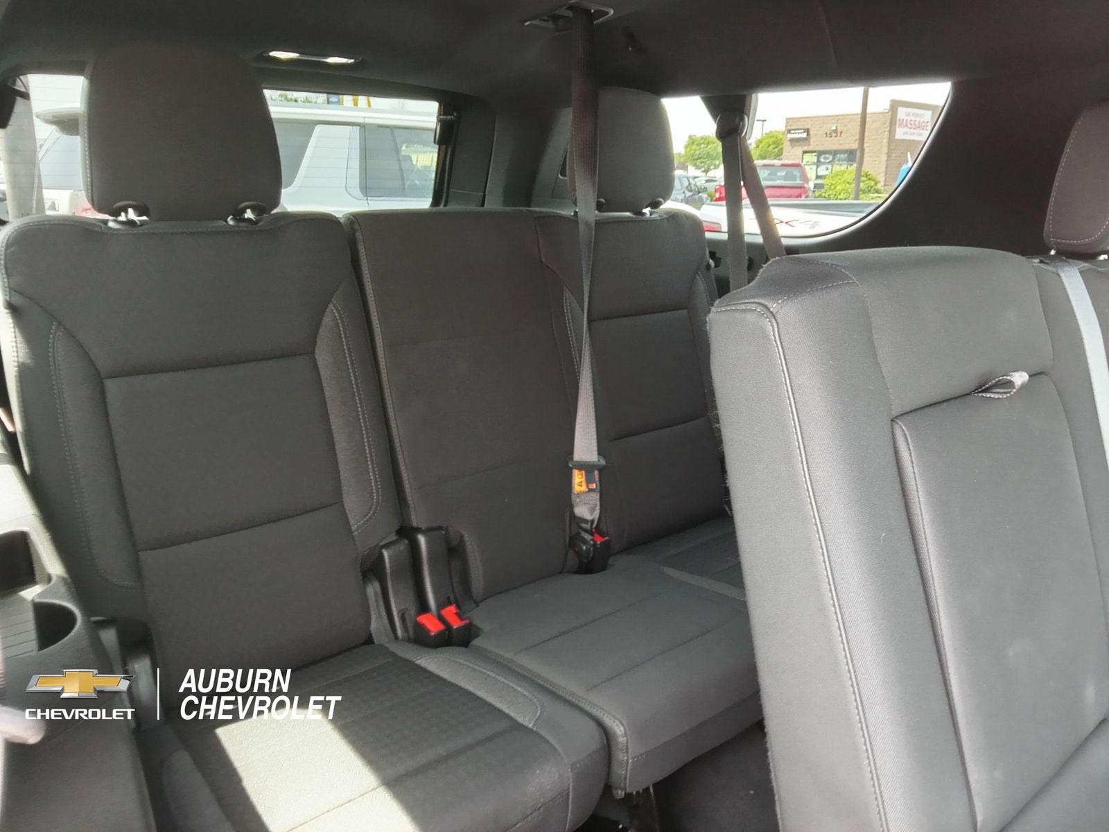 2022 Chevrolet Suburban LS