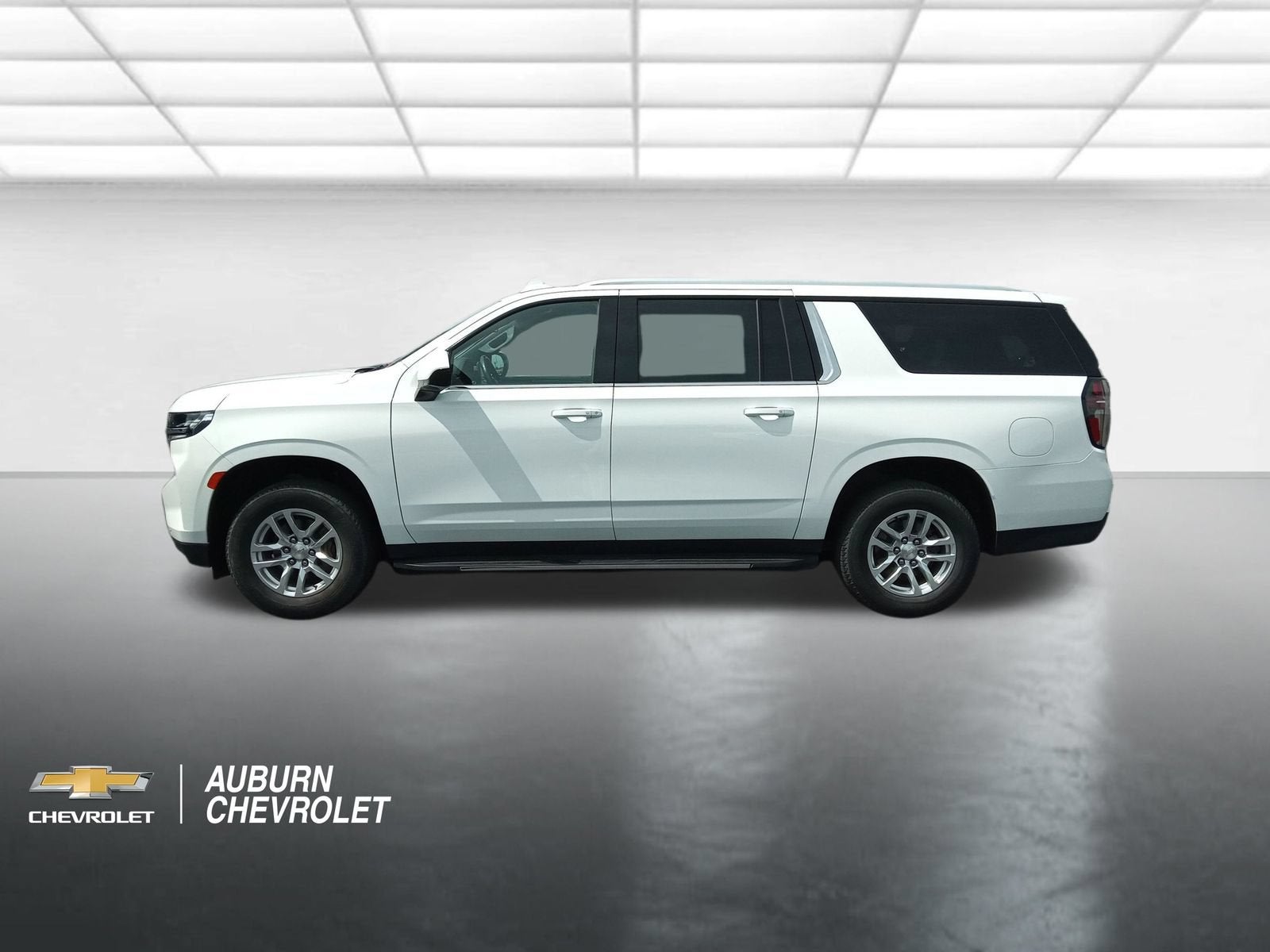 2022 Chevrolet Suburban LS
