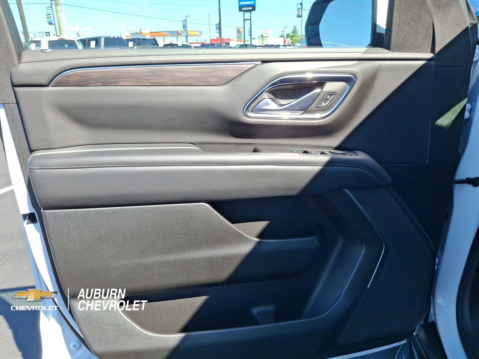 2022 Chevrolet Suburban LS