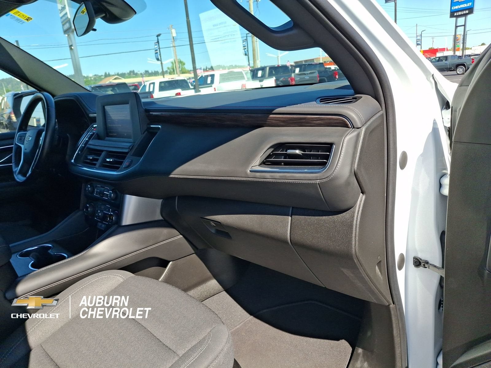 2022 Chevrolet Suburban LS