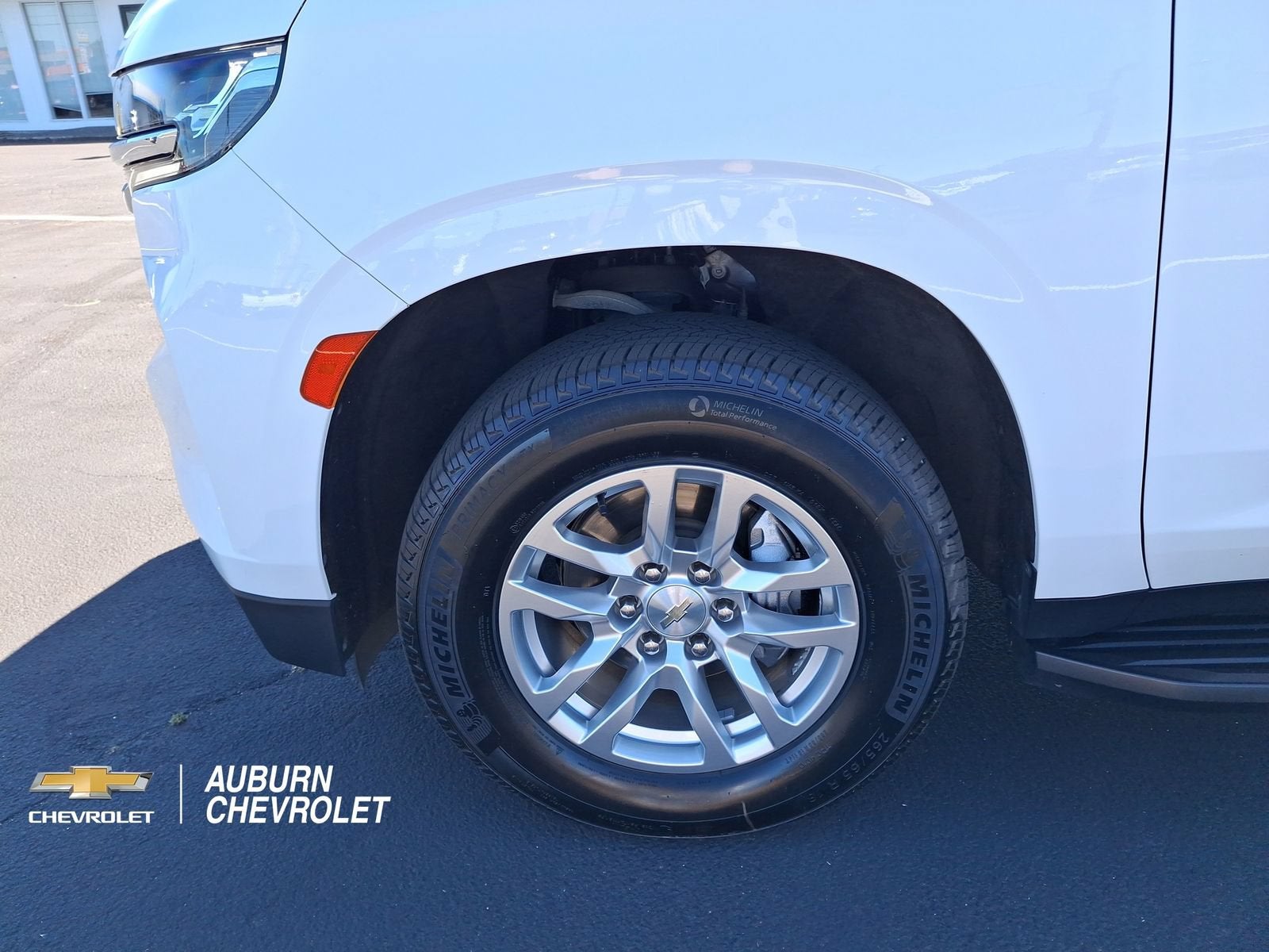 2022 Chevrolet Suburban LS