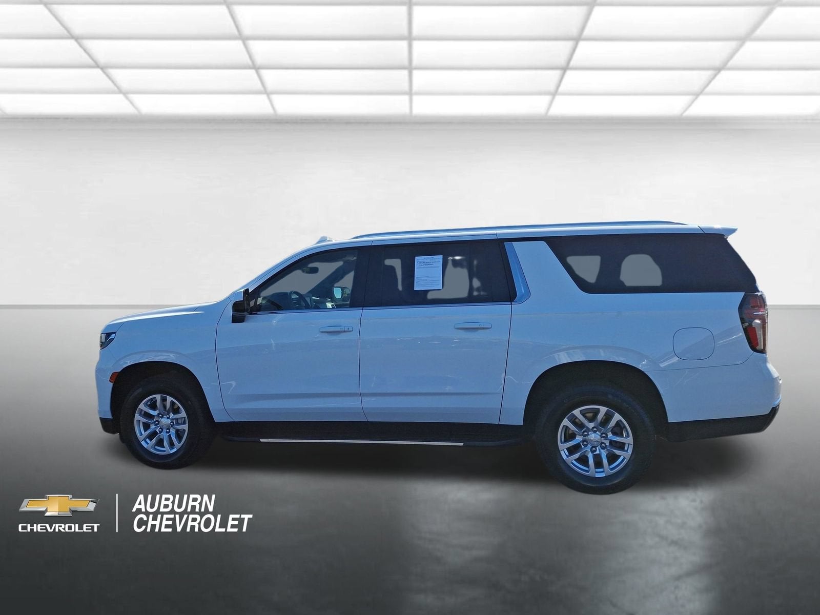 2022 Chevrolet Suburban LS