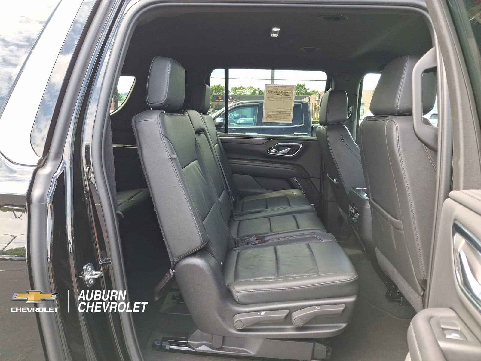 2024 Chevrolet Suburban LT