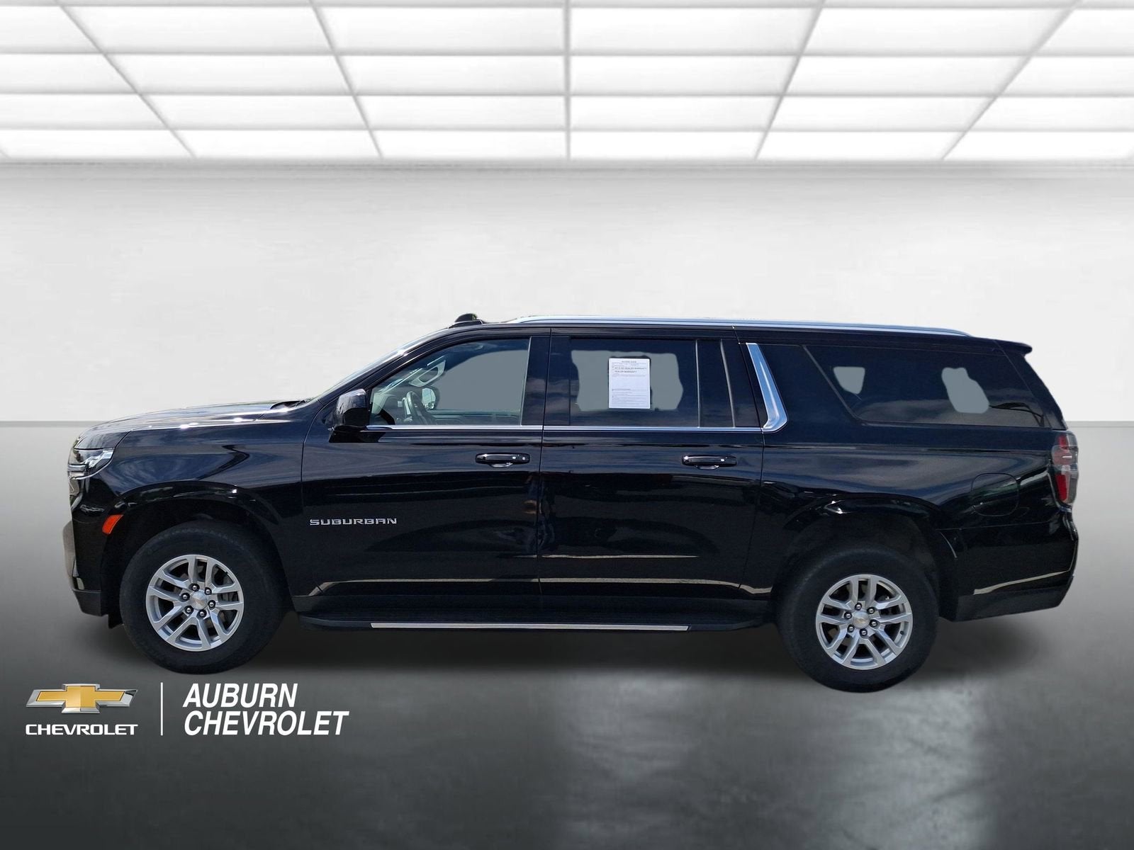 2024 Chevrolet Suburban LT