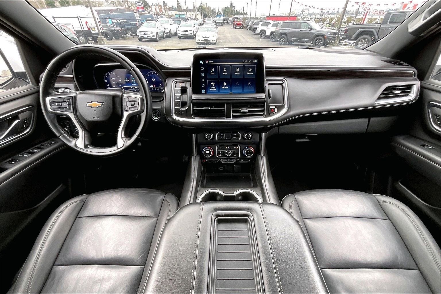 2024 Chevrolet Suburban LT