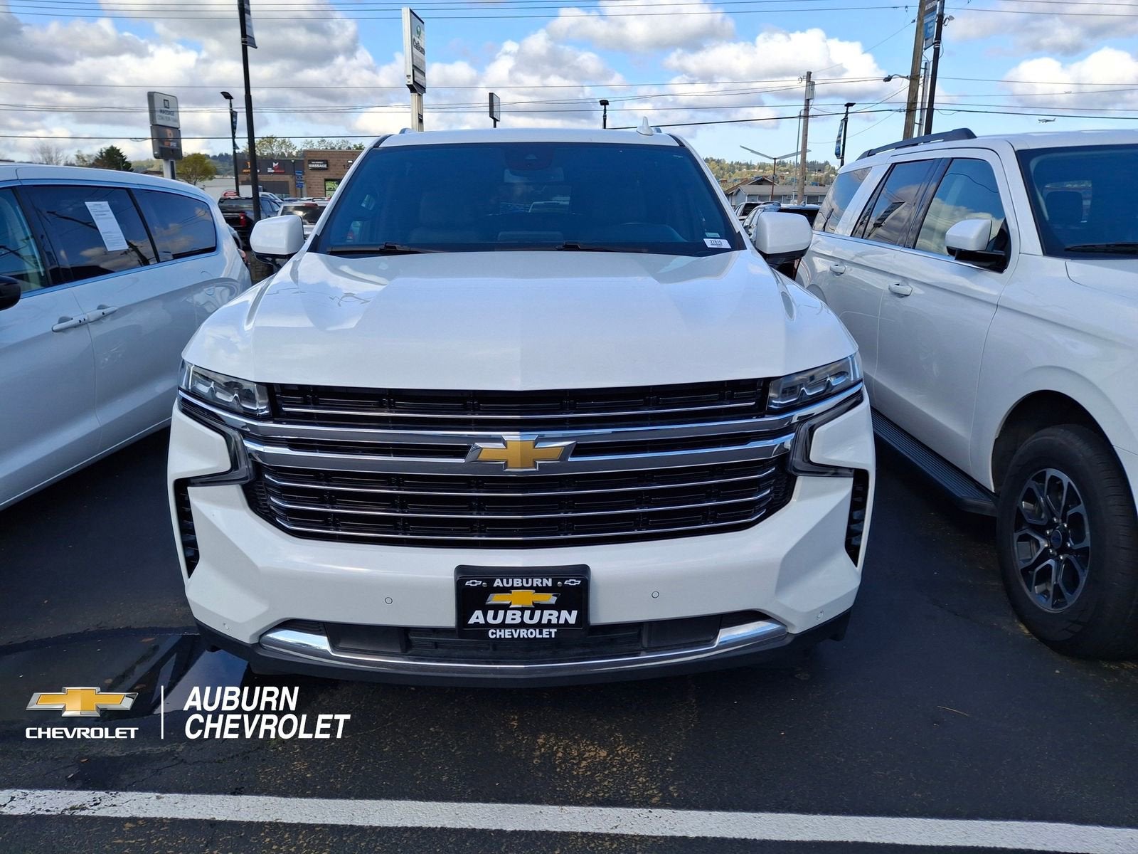 2024 Chevrolet Suburban LT