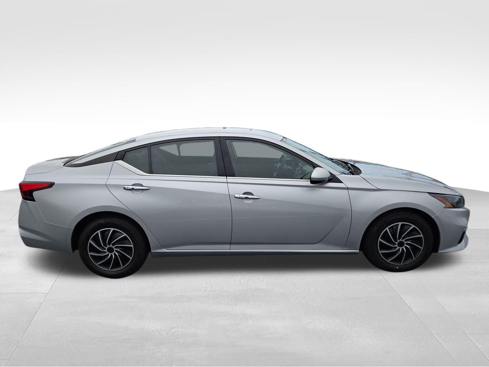 2022 Nissan Altima 2.5 S