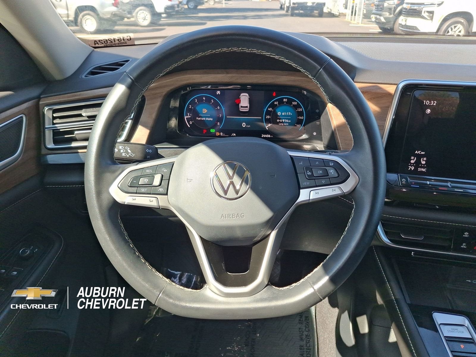 2024 Volkswagen Atlas 2.0T SE w/Technology