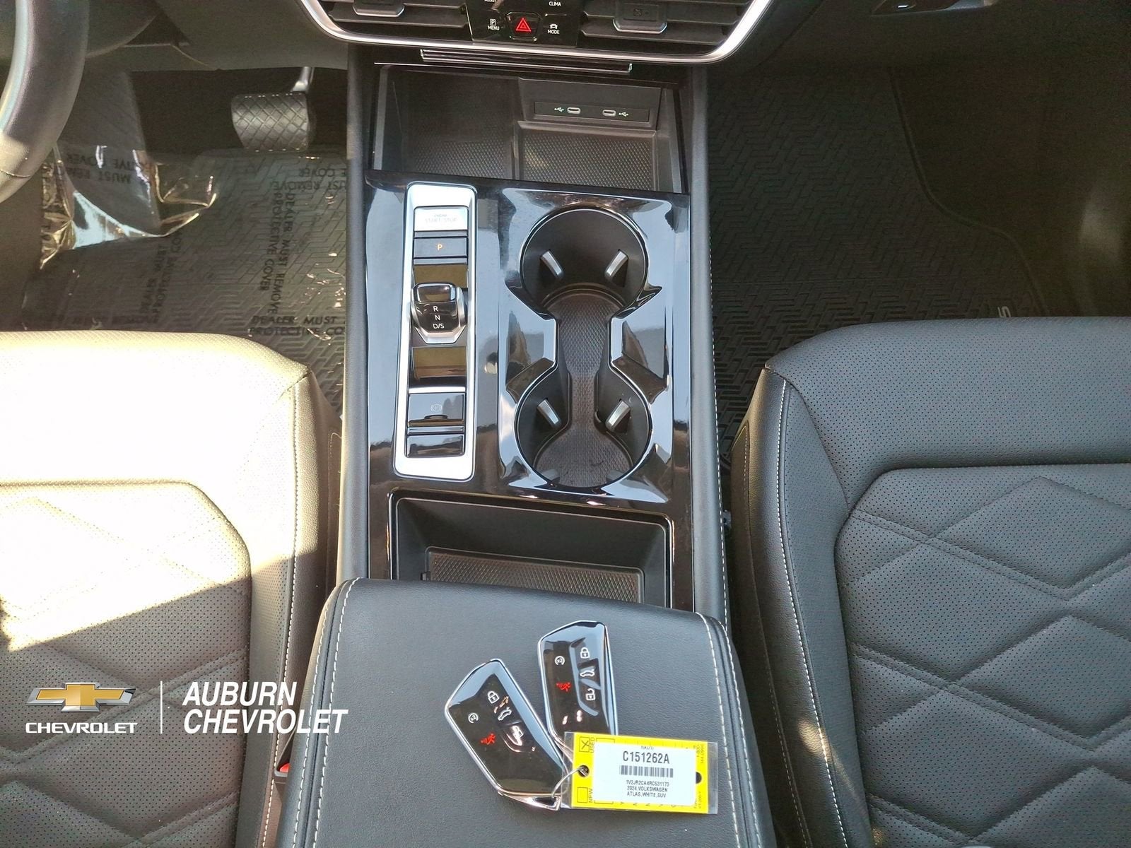 2024 Volkswagen Atlas 2.0T SE w/Technology
