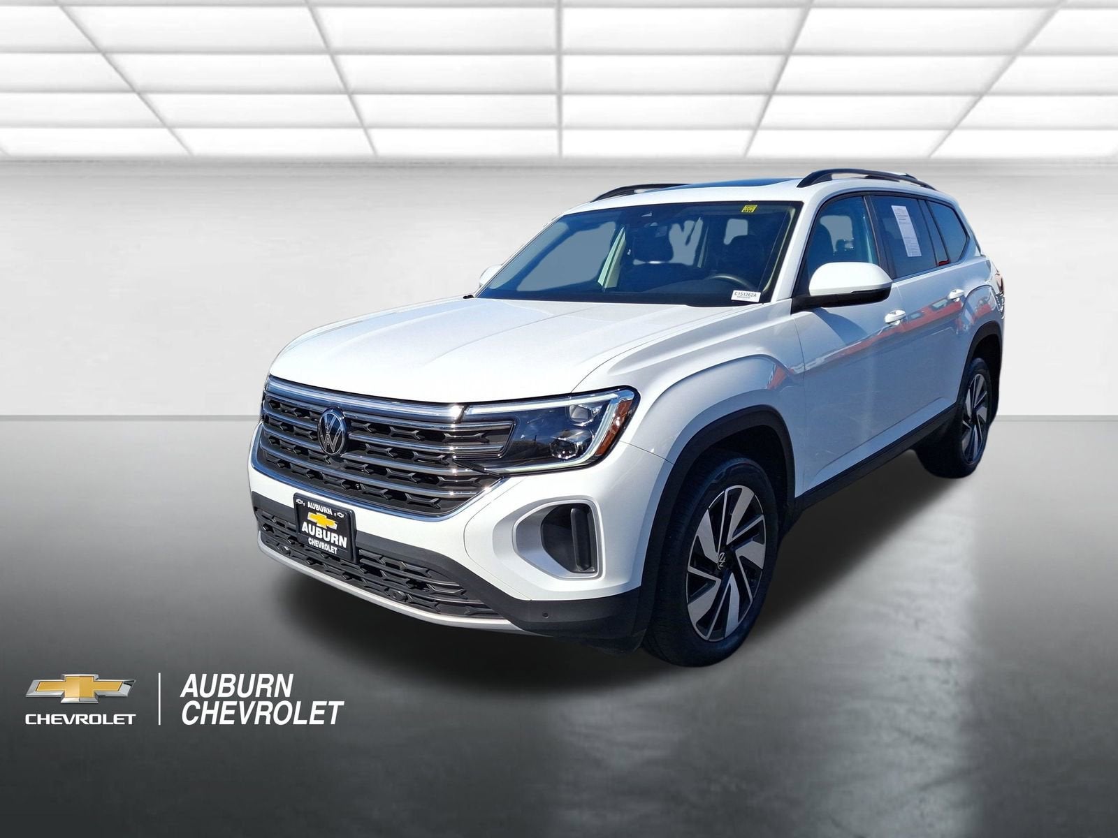 2024 Volkswagen Atlas 2.0T SE w/Technology