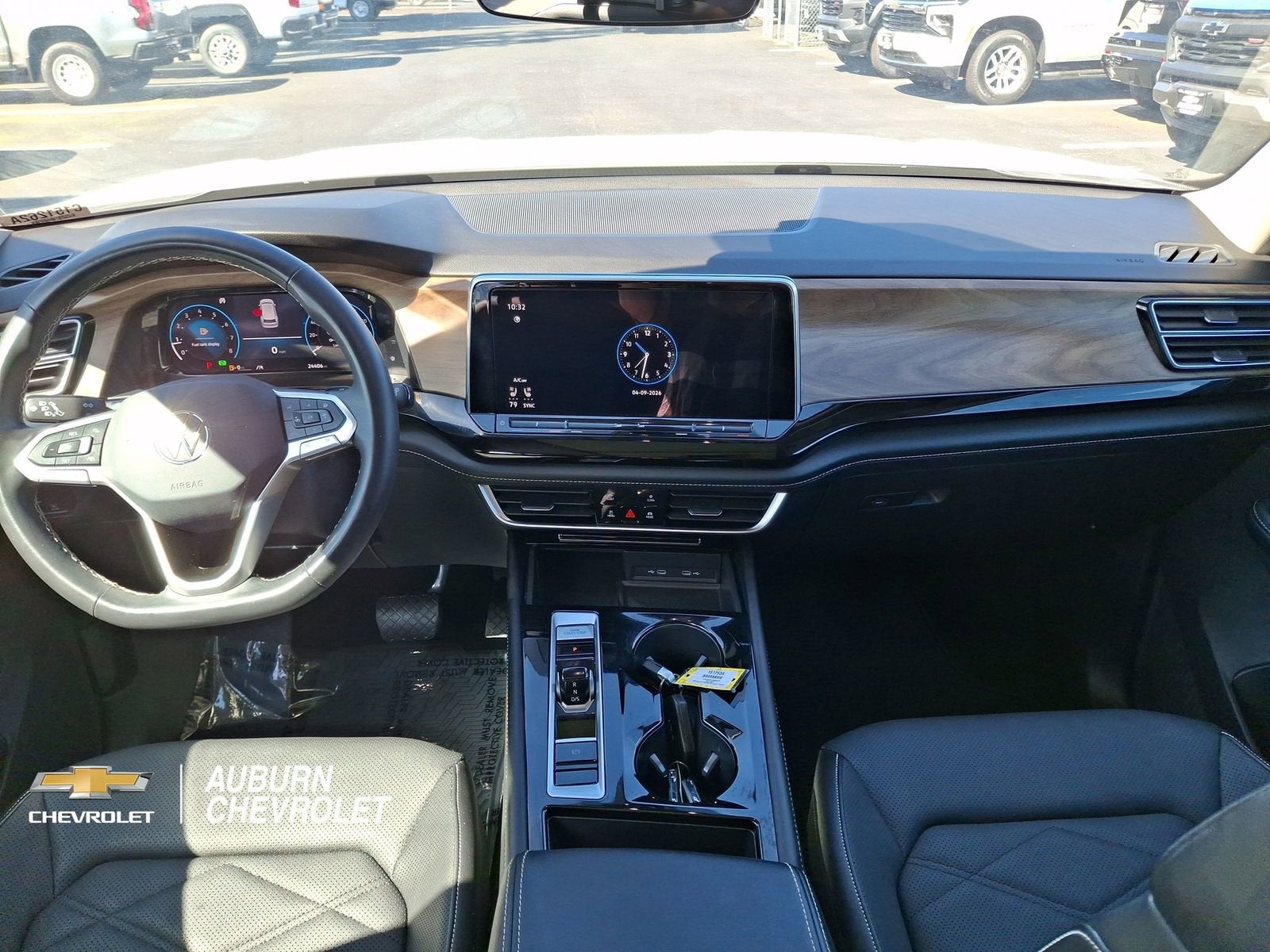 2024 Volkswagen Atlas 2.0T SE w/Technology