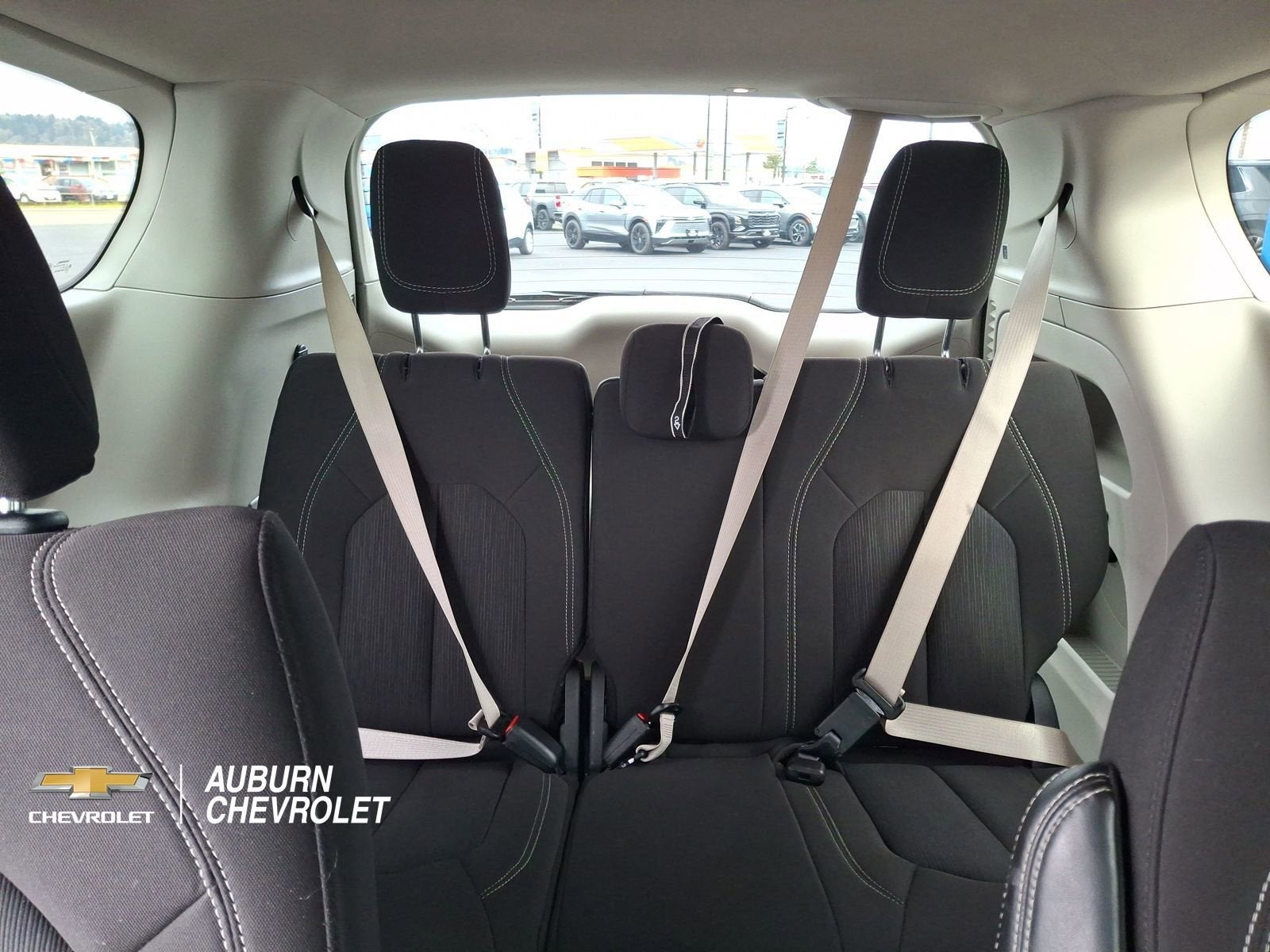 2024 Chrysler Voyager LX