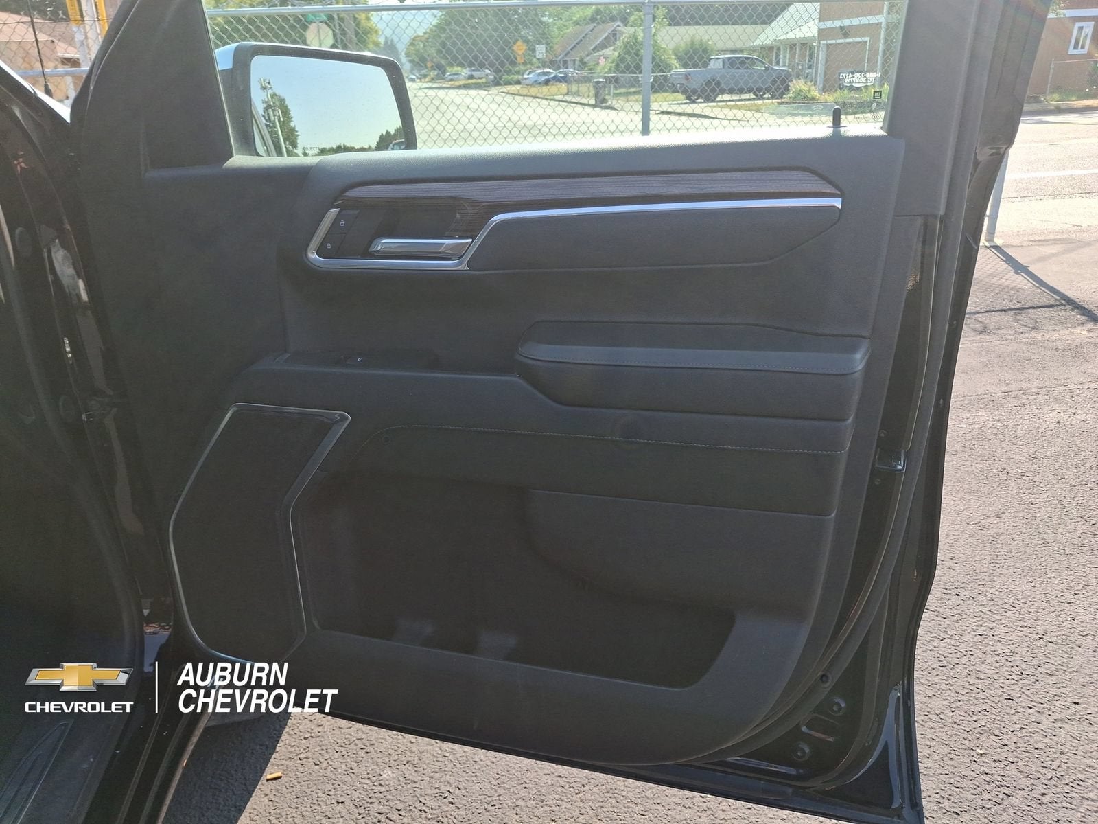 2025 Chevrolet Silverado 1500 LT LT1