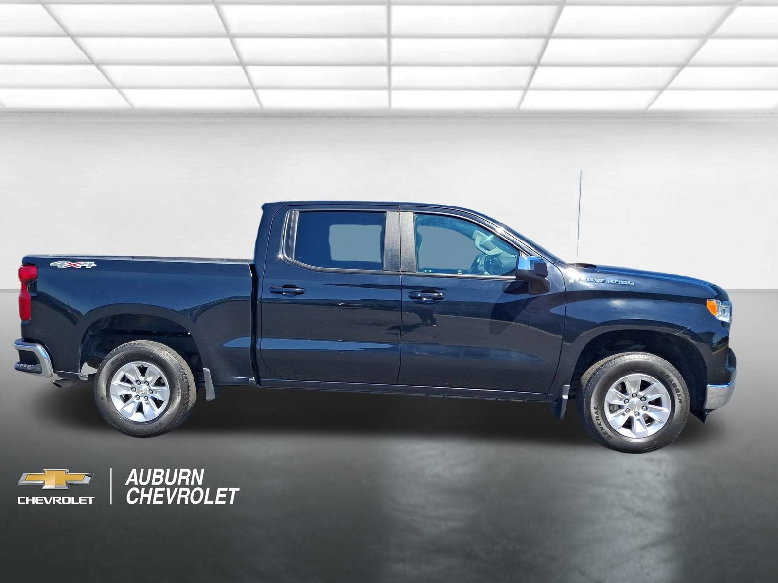 2025 Chevrolet Silverado 1500 LT LT1