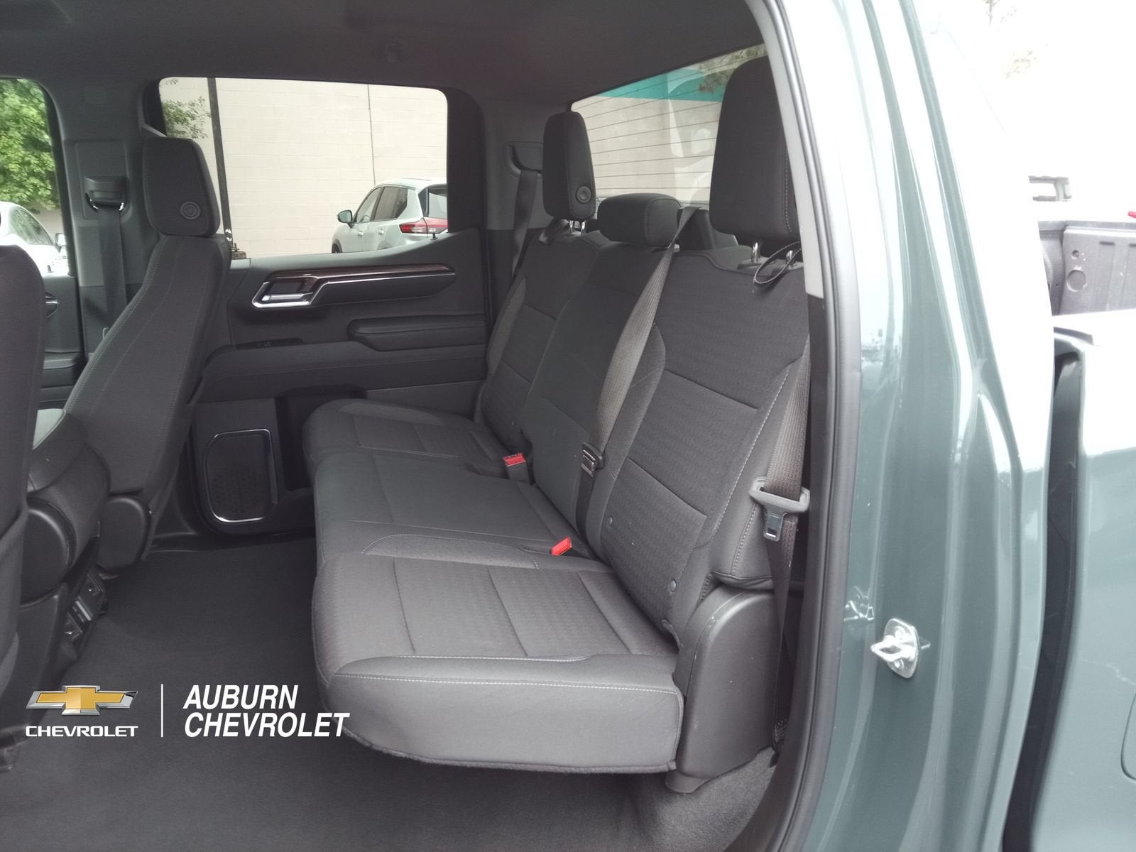 2025 Chevrolet Silverado 1500 LT LT1