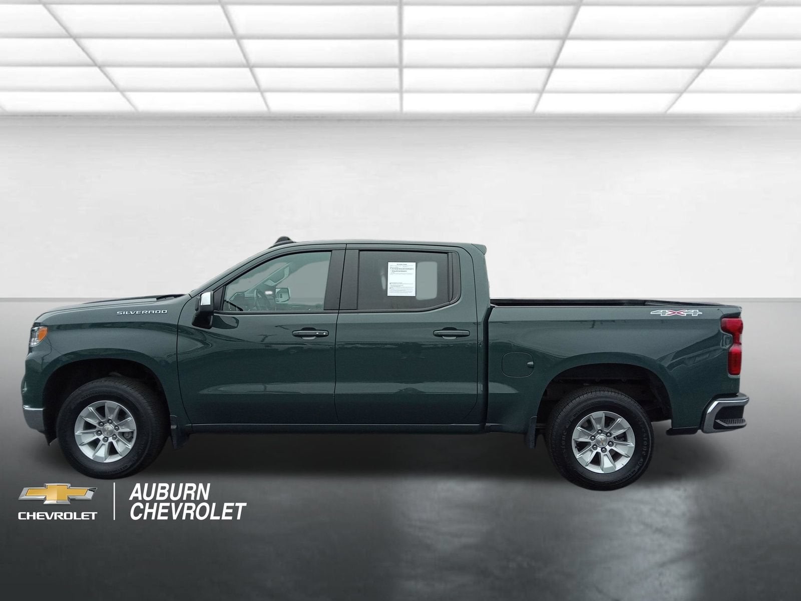 2025 Chevrolet Silverado 1500 LT LT1