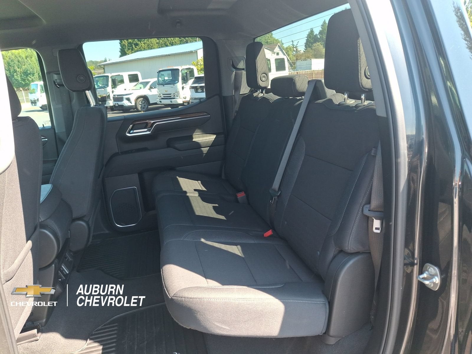 2025 Chevrolet Silverado 1500 LT LT1