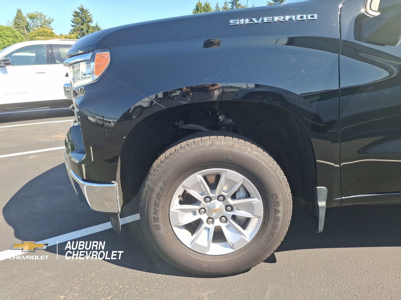 2025 Chevrolet Silverado 1500 LT LT1