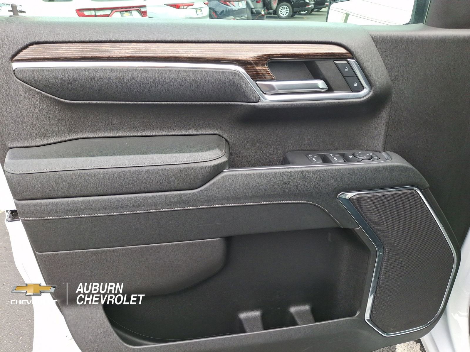2024 GMC Sierra 1500 SLE