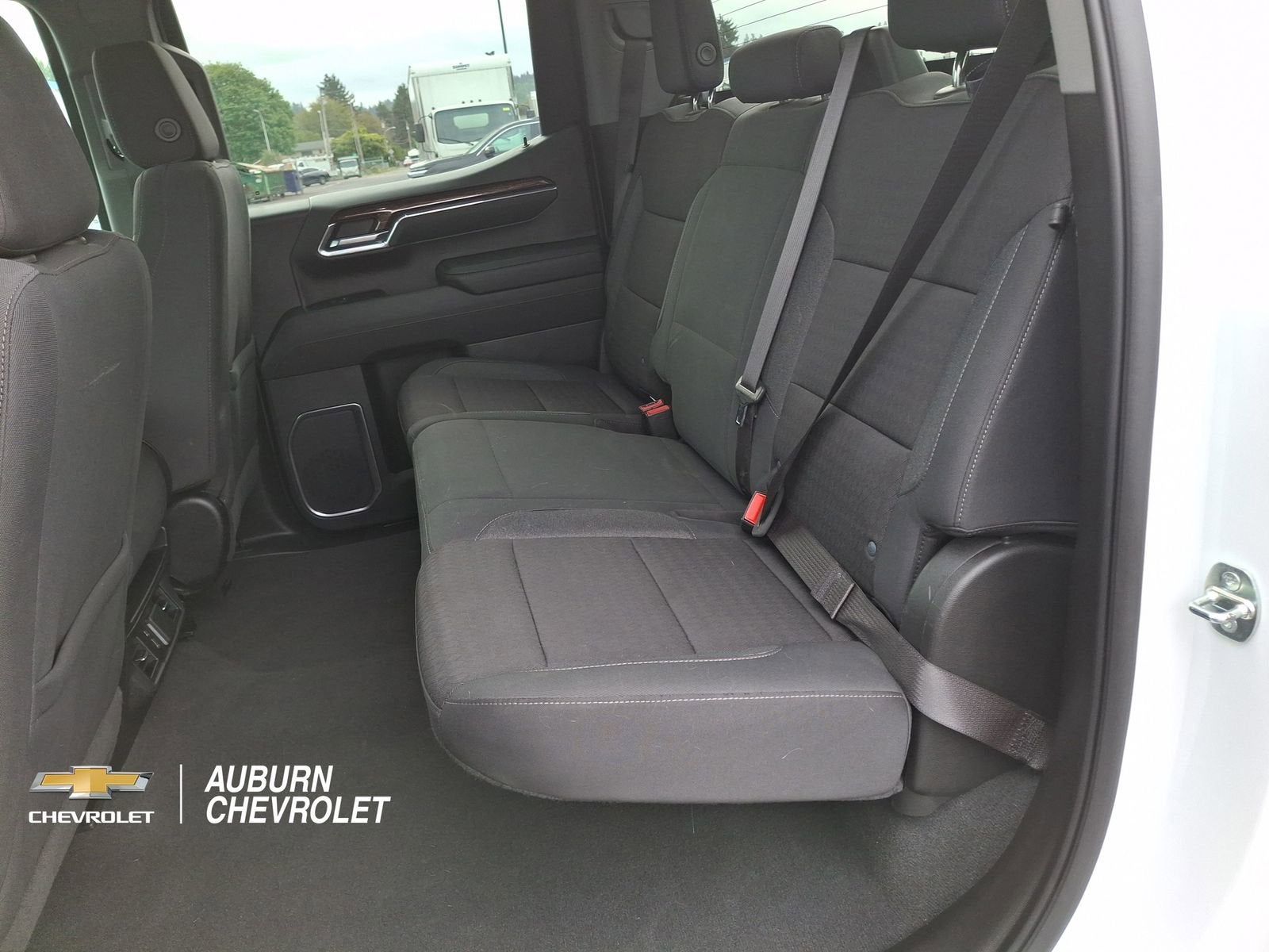2024 GMC Sierra 1500 SLE