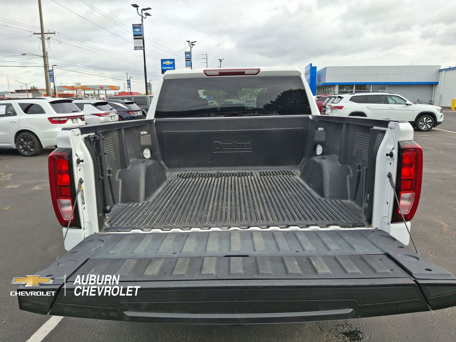 2024 GMC Sierra 1500 SLE